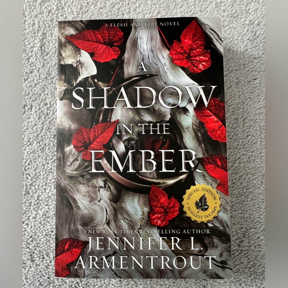 A Shadow in the Ember Book by Jennifer L. Armentrout